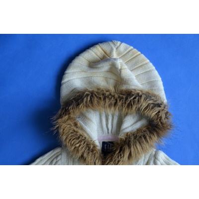 SWETER ROZM. 4-5 L
