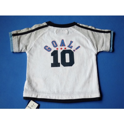 KOSZULKA Z PIŁKARZEM